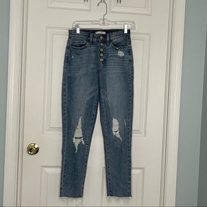 SO Curvy Button-Fly Jeans